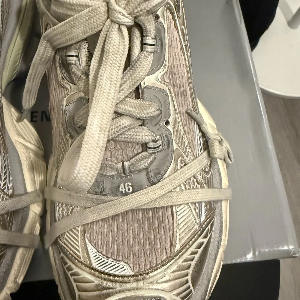 Balenciaga 3xl Men’s - Picture 8 of 10